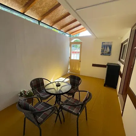 Amphiteatre Apartment